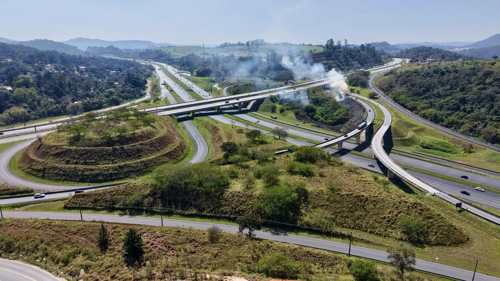 Captura aérea de infraestrutura viária em escala — ativo físico no território
